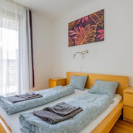 Appartement Kaz52 *